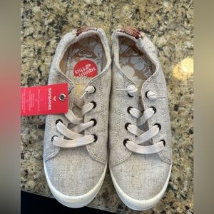 Roxy Bayshore slip on shoes